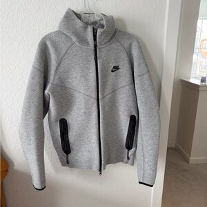 Nike Gray Tech Hoodies men’s size Medium